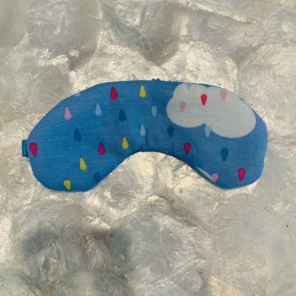 Nwt, never worn, 3 piece Sophie short sleeve and short sleep set with sleep mask - Picture 5 of 6